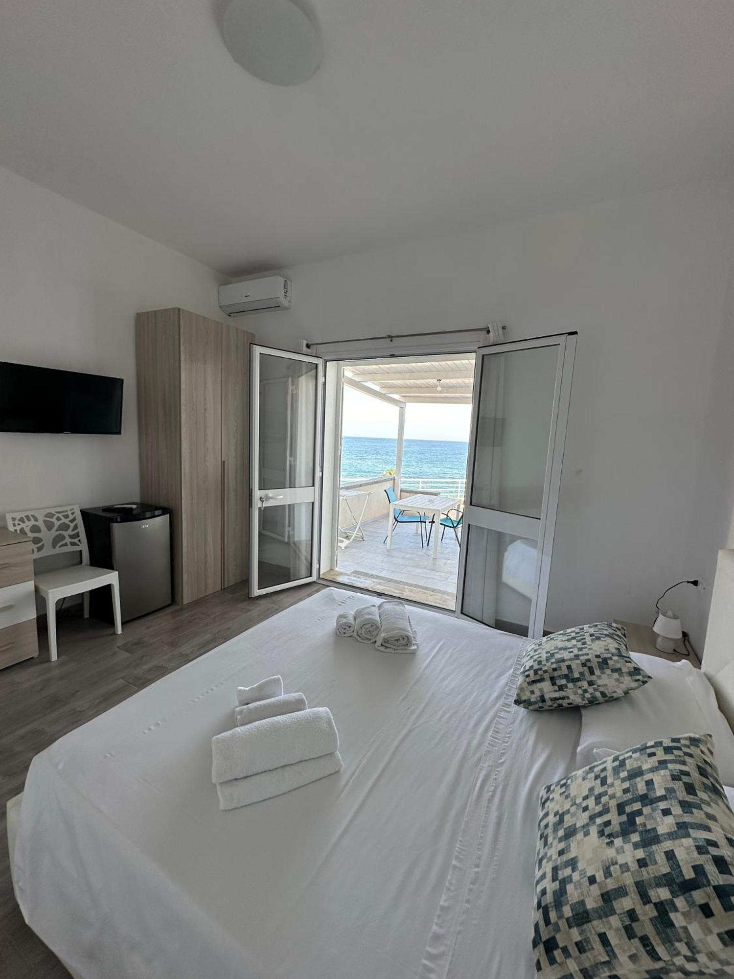Il Faraglione Hotel Lido di Noto Buitenkant foto